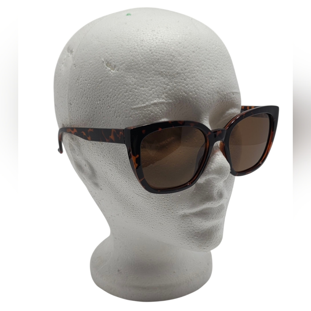 Cole Haan Brown Tortoise Sunglasses Polarized Lenses CH9049